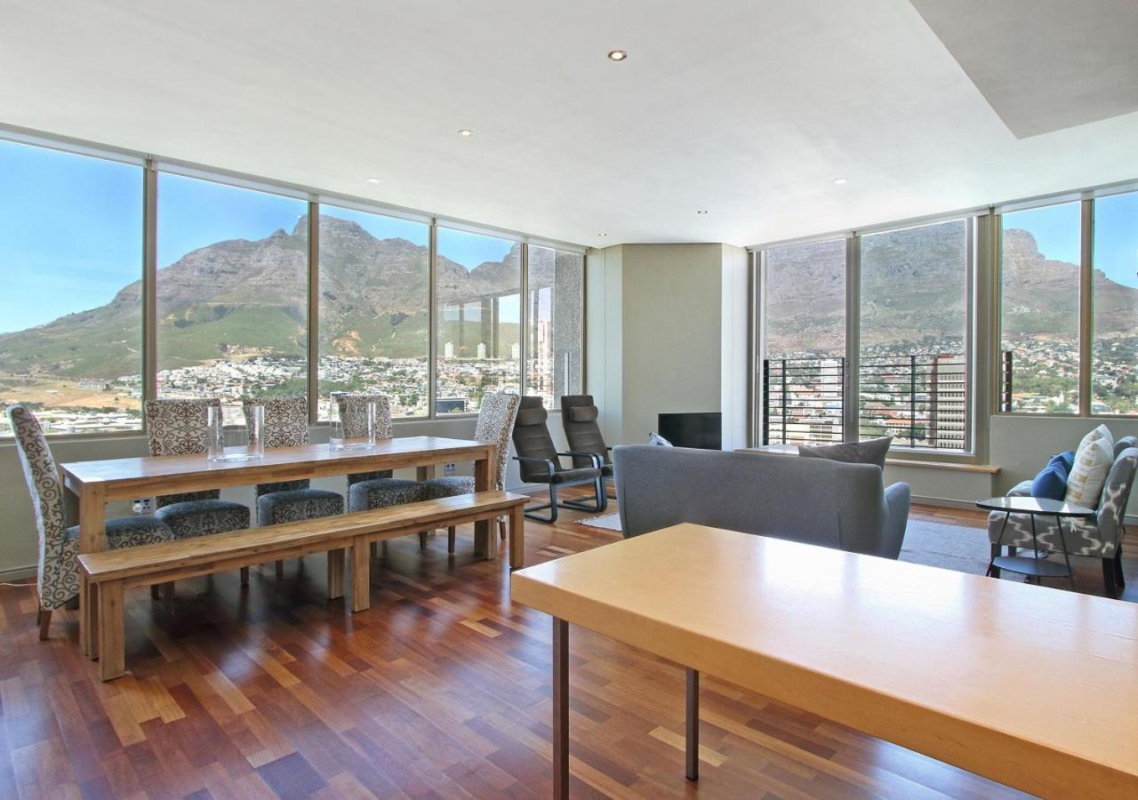 Spacious 3 Bedroom Family Apartment In Cape Town Exterior photo