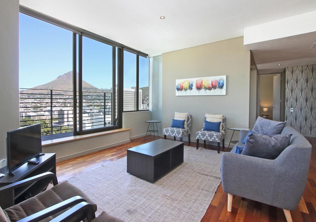 Spacious 3 Bedroom Family Apartment In Cape Town Exterior photo