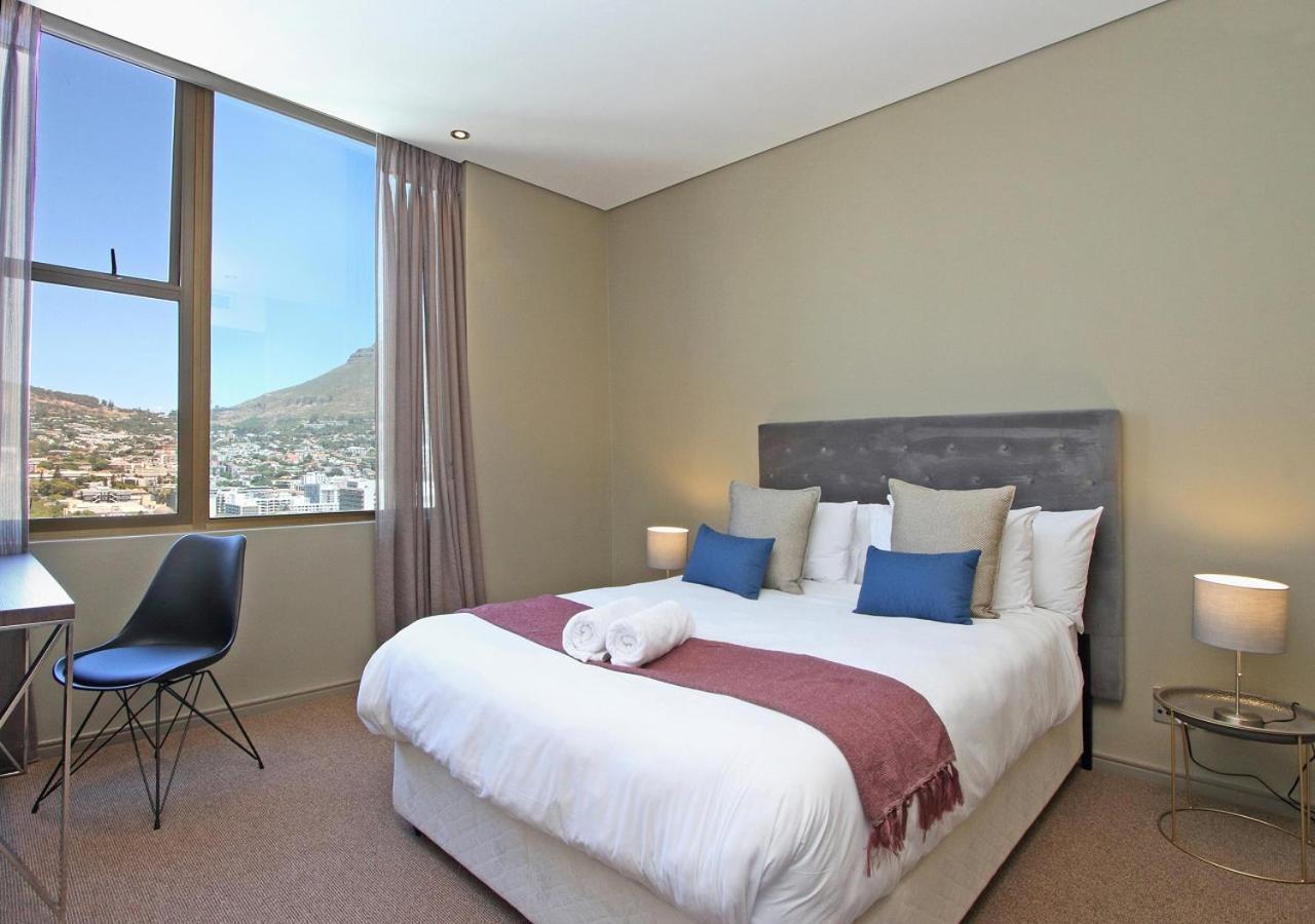 Spacious 3 Bedroom Family Apartment In Cape Town Exterior photo