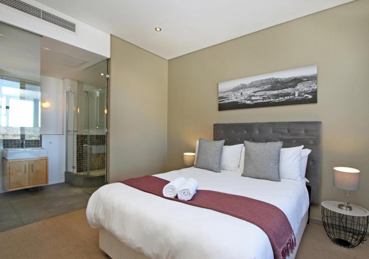 Spacious 3 Bedroom Family Apartment In Cape Town Exterior photo